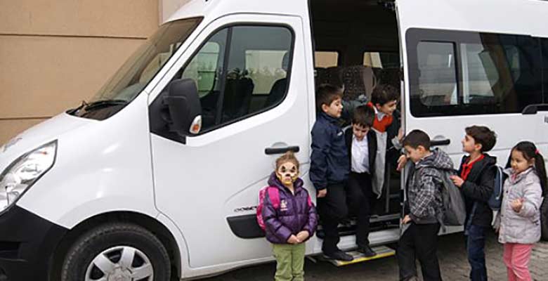 Taşımalı okullarda servis kontrolünü öğretmenler değil idareciler yapacak