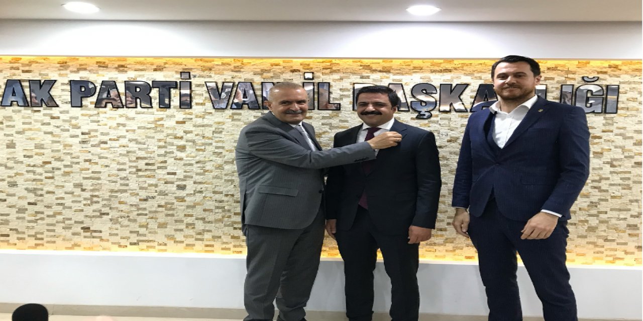 İl ve ilçe başkanları Deva Partisin istifa ettiler, Ak Partiye katıldılar