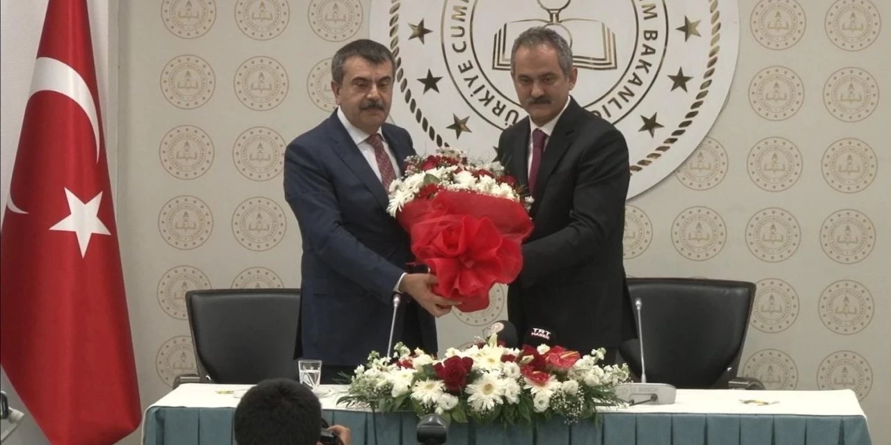 Yusuf Tekin ek öğretmen ataması konusunda nasıl bir yol izleyecek