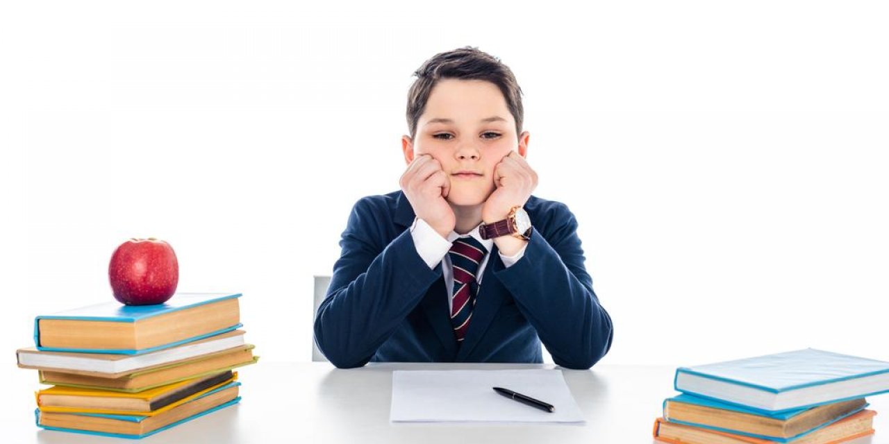 Öğrenciler İçin Üzücü Haber: 2023 - 2024 Eğitim Dönemi Erken Başlayacak!