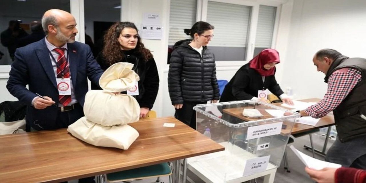 Yerel Seçimlerde Sandık Görevlisi Maaşları Şaşırtıyor! Sandık Görevlileri Ne Kadar Alacak?