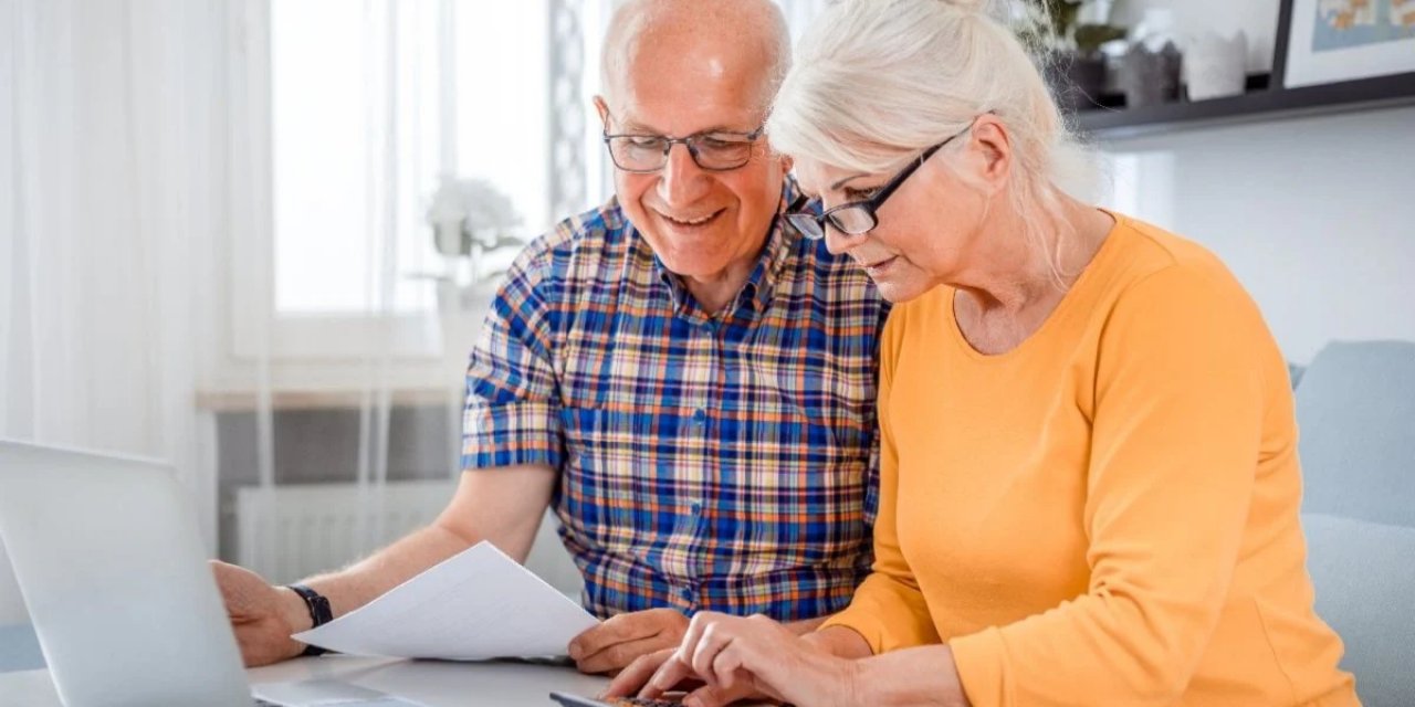 Emekliler İçin Yepyeni Bir Dönem: EYT Düzenlemesiyle Maaşlarda Büyük Artışlar Olacak!