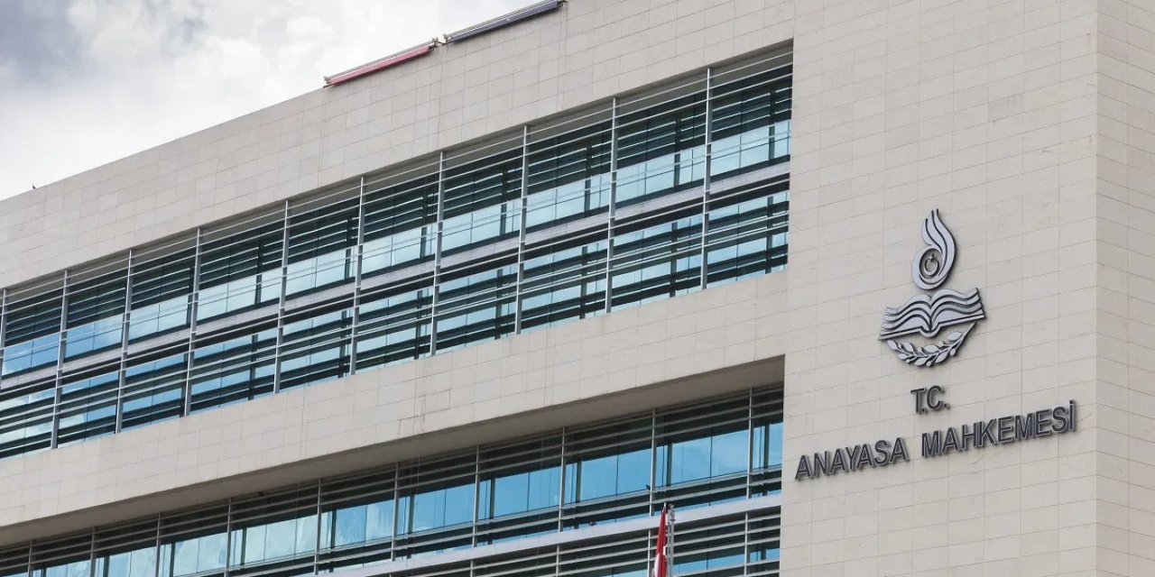 ÖMK: Anayasa Mahkemesi Kararlarına Dair Tartışmalar