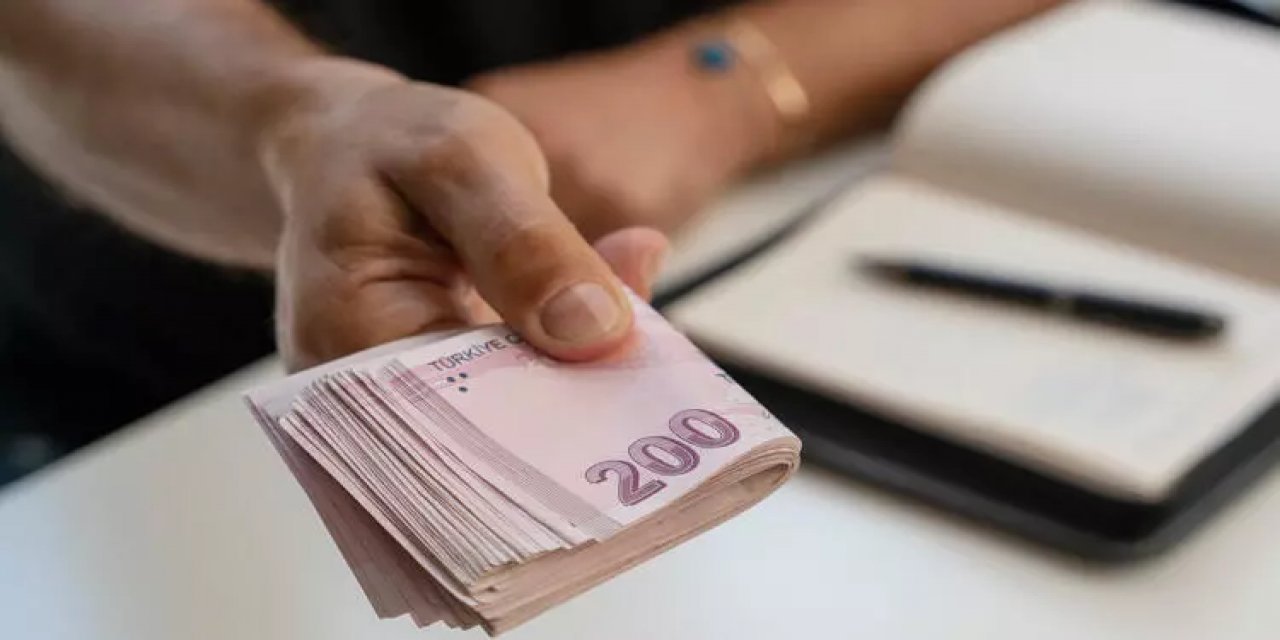 Aylık 15 Bin TL Gelir Fırsatı! Bankalar 32 Günlük Mevduat Faiz Oranlarını Açıkladı!