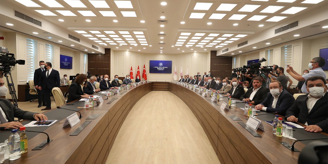 Memur ve Emeklilerin Toplu Sözleşme Görüşmelerinde Neler Oluyor? İşte Son Durum!