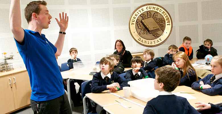 Sözleşmeli öğretmenlerin sözleşmelerinin feshedilmesi ile ilgili karar