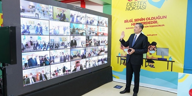 MEB Bakanı Ziya Selçuk: Risk Varsa, Biz Yokuz! Okullar Tekrar mı Ertelenecek?