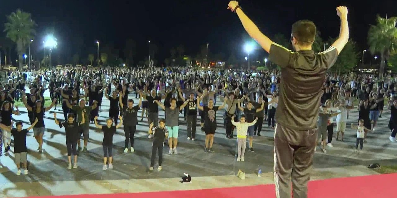 Cumhuriyet'in 100. Yılında Eskişehir'de 120 Öğretmen Muhteşem Zeybek Gösterisi İçin Hazır!