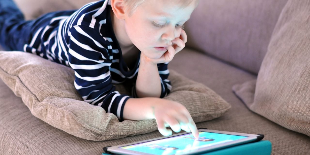 Ara Tatilin Tadını Çıkarın: Ekran Zamanını Kontrol Altına Alın, Verimliliği Artırın!