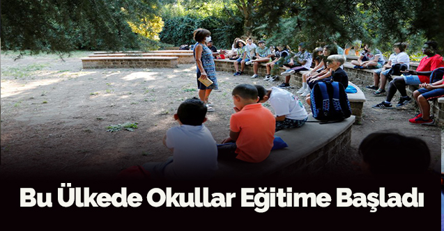 Bu Ülkede Okullar Eğitime Açıldı
