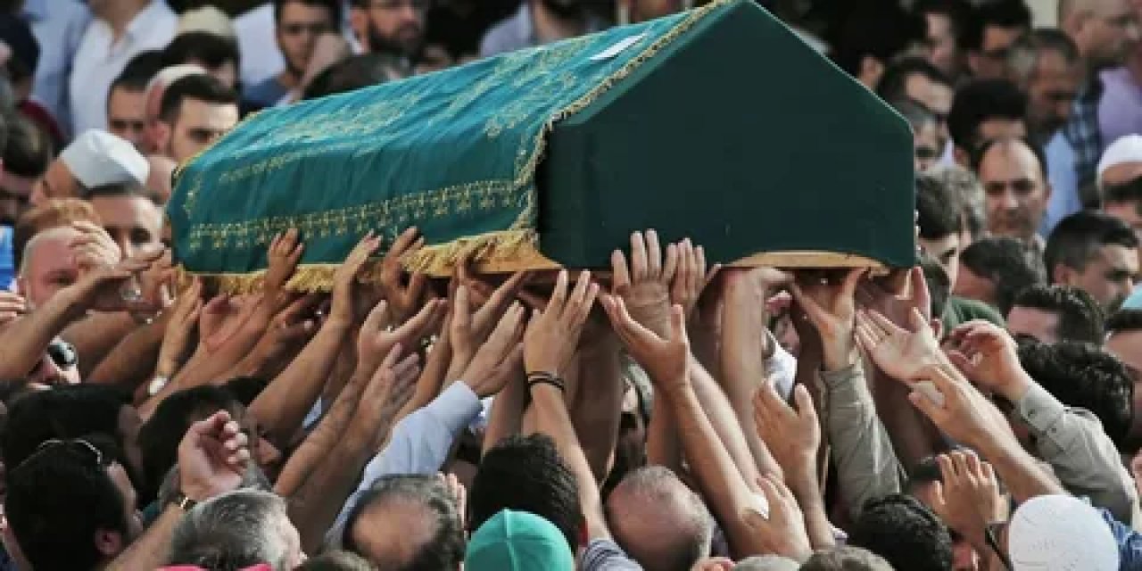 24 Kasım Günü Kutlamasında Kaybettiğimiz Öğretmen!