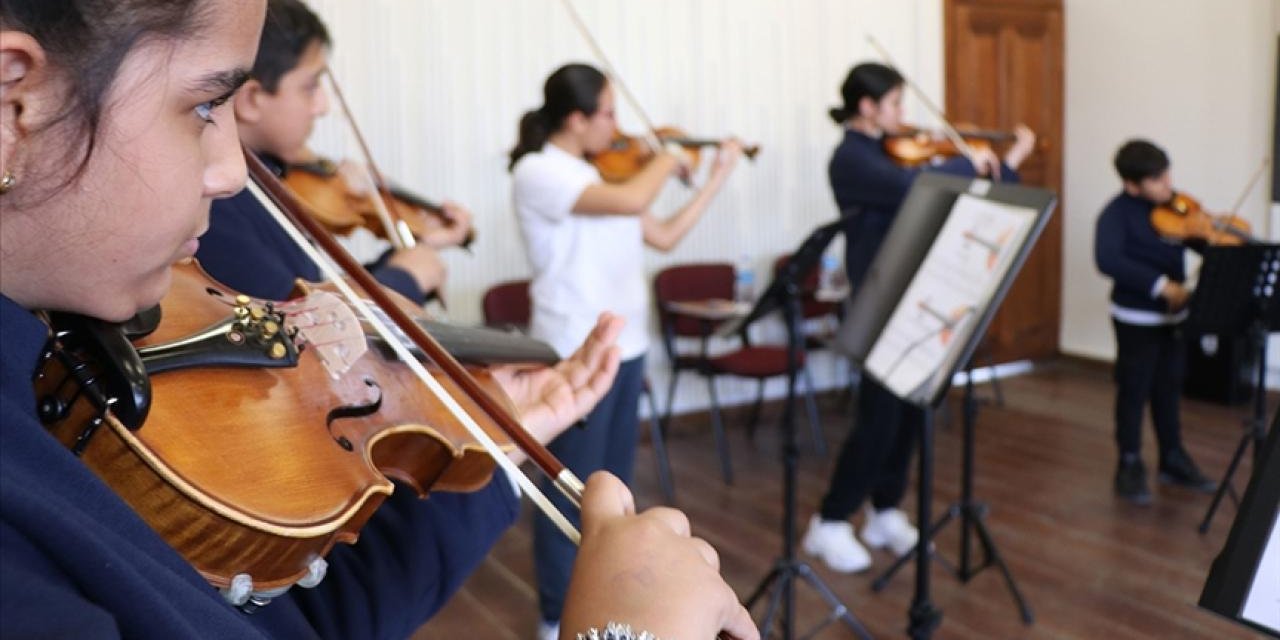 Tüm İllerimizde Yaz Tatilinde Öğrencilere Ücretsiz Yaz Kursları Verilecek