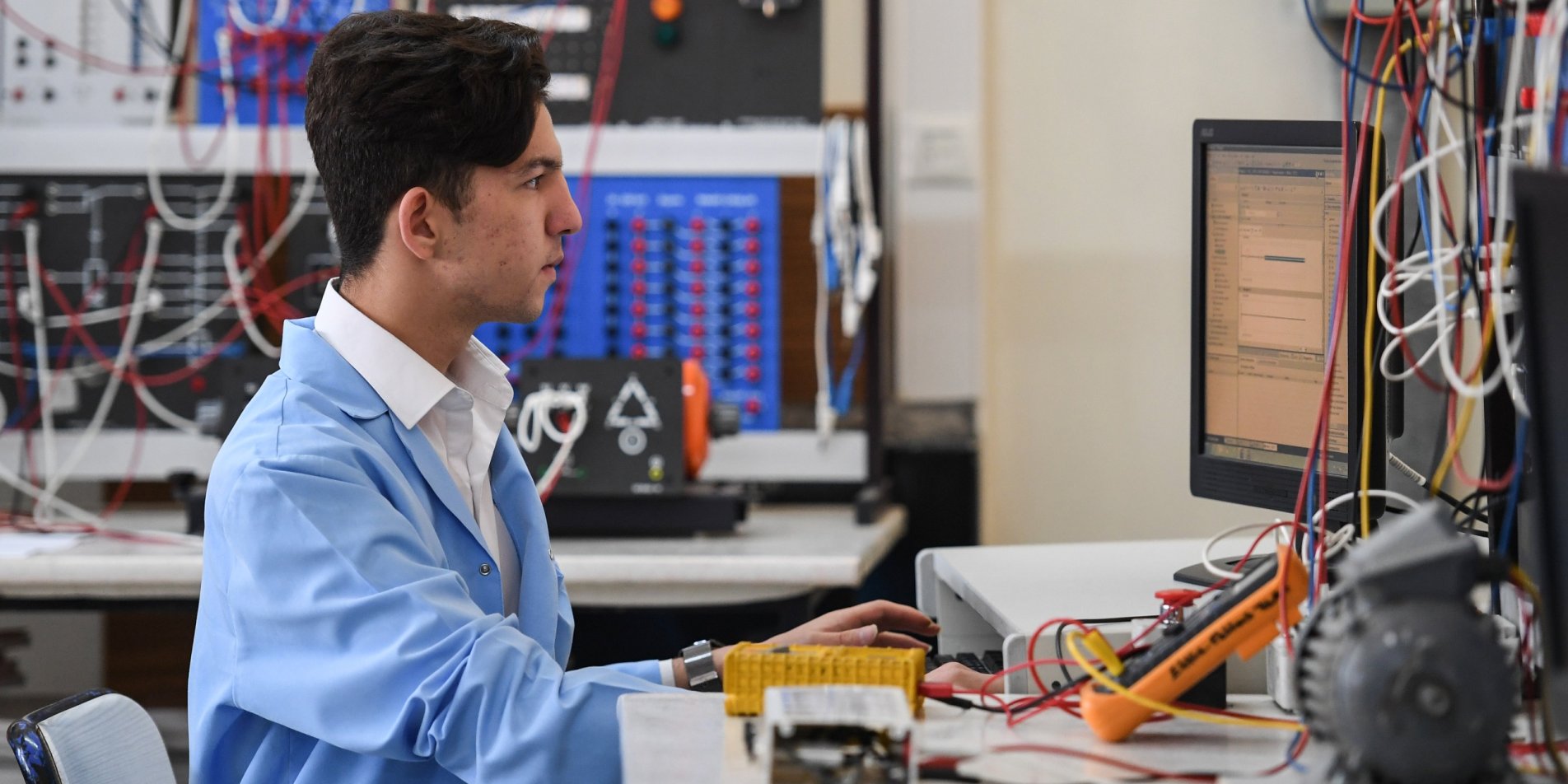 Fen Lisesi Puanıyla Girilebilen İş Garantili 10 Meslek Lisesi Belli Oldu