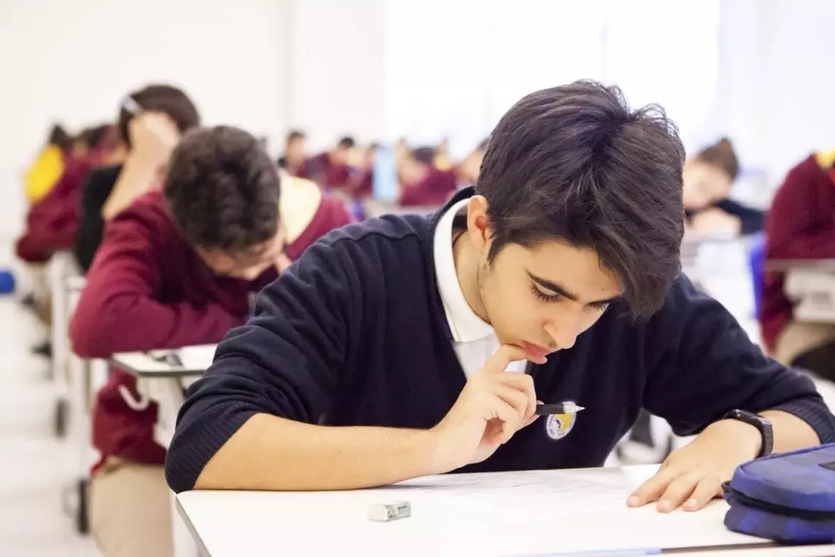 Lise Okumak İstemeyen Ancak Diploma Sahibi Olmak İsteyenler İçin Şartlar Belli Oldu