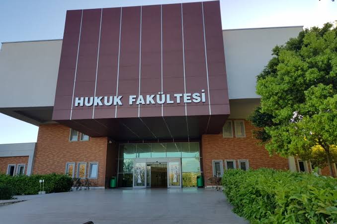 Hukuk Fakültesi Barajı Yukarı Çekildi, İki Üniversite Açıklama Yaptı