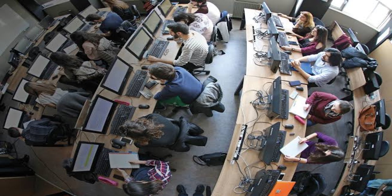 Bilgisayar Mühendisliği Bölümüne Sadece Sınav Şampiyonlarını Kabul Eden Üniversiteler Belli Oldu