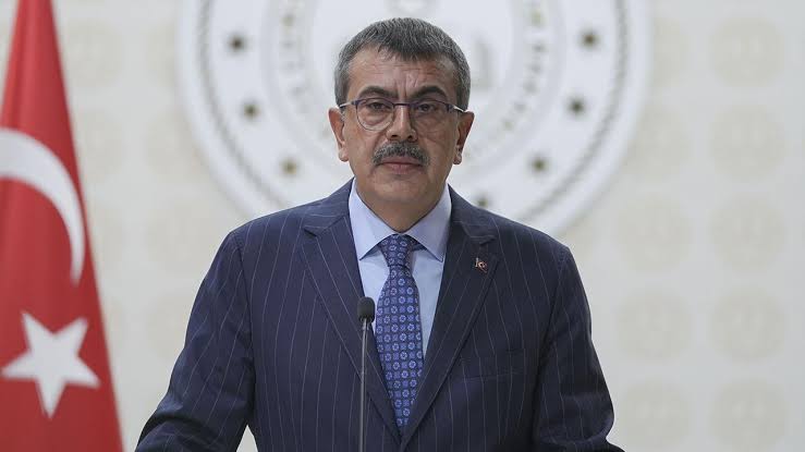 Bakan Tekin'den Öğretmenlere İkinci İl Dışı Tayin Müjdesi