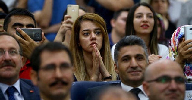 En Az 100 Bin Öğretmene İhtiyaç Var