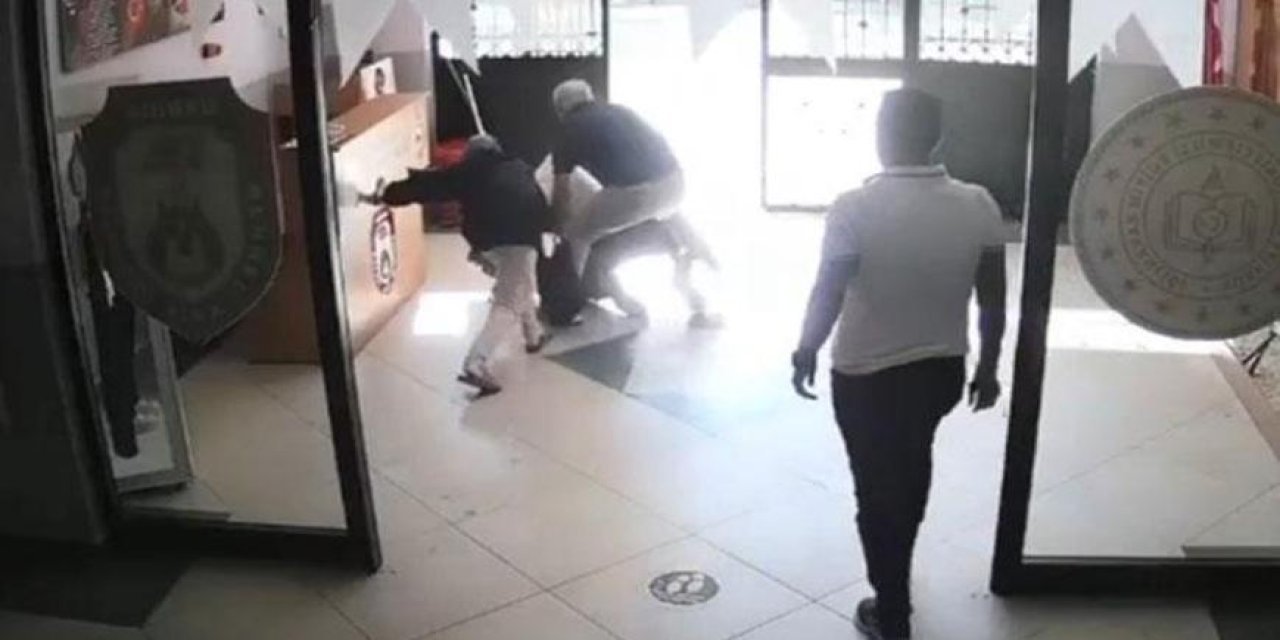 Sahte Adres Beyanı Yapan Veli Okul Yöneticilerine Bıçakla Saldırdı