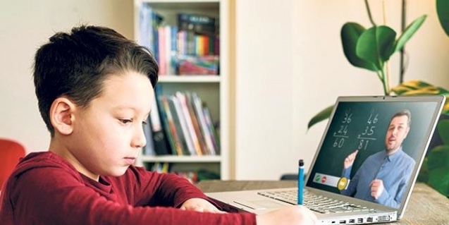 Uzaktan Eğitim: Bilgisayar, Tablet Yok Satıyor!