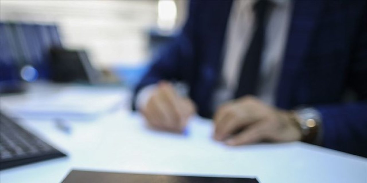 Kravat ve Ceket Zorunluluğu Yeniden Gündemde!