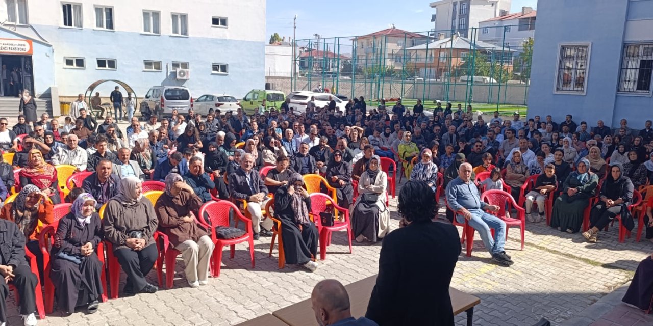 İlçe Milli Eğitim Müdürlüğü “Maarif Modeli Ekseninde Veli Buluşmaları” Projesini Başlattı