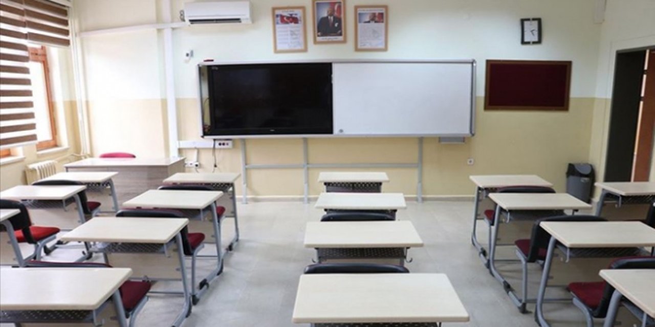 10 Bin Öğretmen Ataması 2025 AGS Göreve Başlama Tarihi Belli Oldu