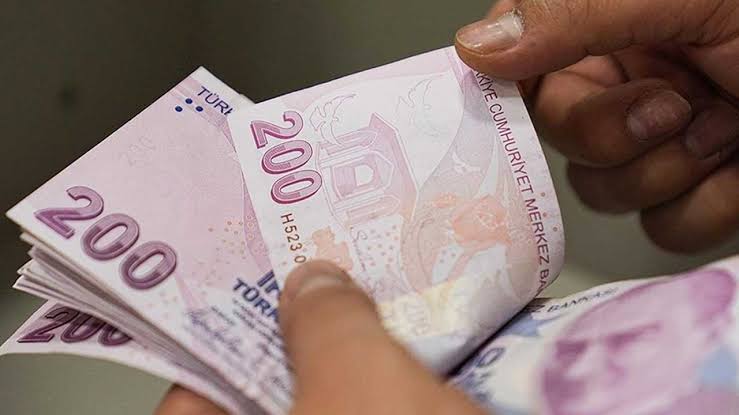 Ücretli Öğretmenlerin Ek Ders Ücretlerinden 2 Günlük Kesinti Yapılacak