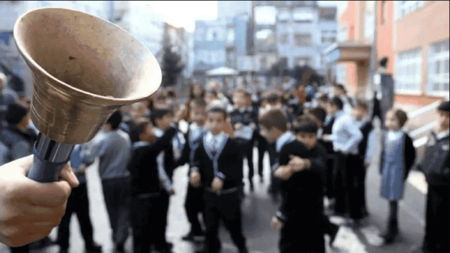 Tören Görevi Yürüten Öğretmenler 30 Ekim'de İzinli Olacak Mı?