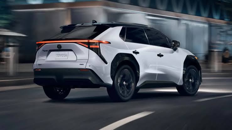 Toyota Sıfır Kilometre Araçlarına Zam Yaptı