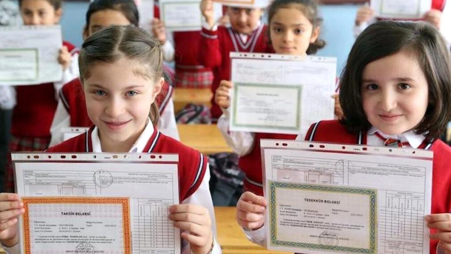 Sınavların Ardından Takdir ve Teşekkür Adayı Öğrenciler Belli Oldu