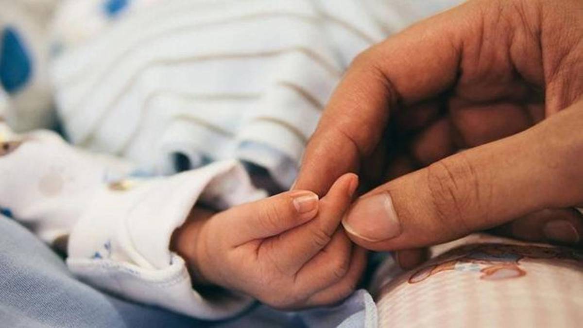 Doğum İzni 24 Haftaya Çıkıyor, Babaya da Doğum İzni Kullanma Hakkı Geliyor