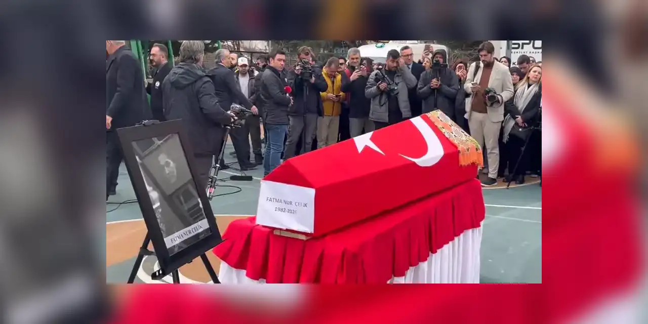 Binlerce Öğretmen Şehit Edilen Fatma Nur Öğretmenin Okuluna Akın Etti