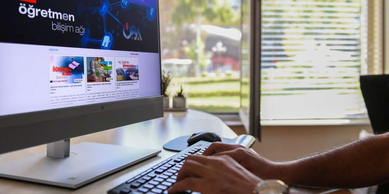 Online Mesleki Çalışmalar İçin Öğretmenlere Sınav Yapılacak