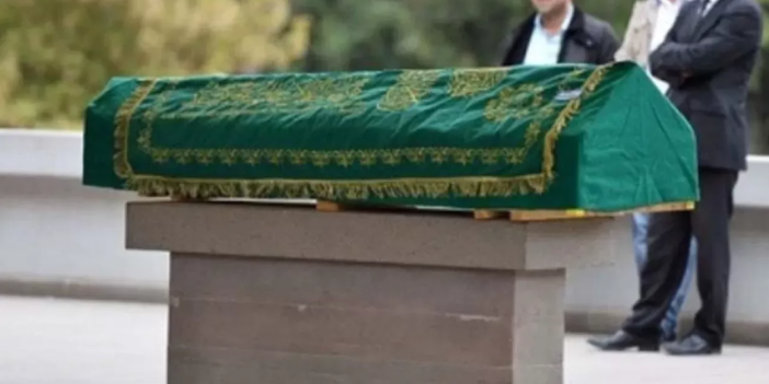 Kalp Krizi Geçiren Genç Öğretmen Hayatını Kaybetti