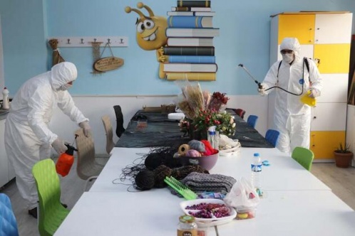 Koronavirüs Veya Temaslı 700 Öğrenci 157 Öğretmen Var