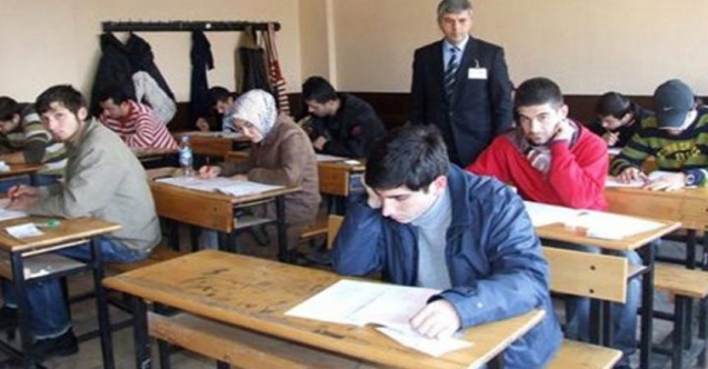 MEB'in 4 Sınav Görevi İçin Başvurular Yarın Bitiyor