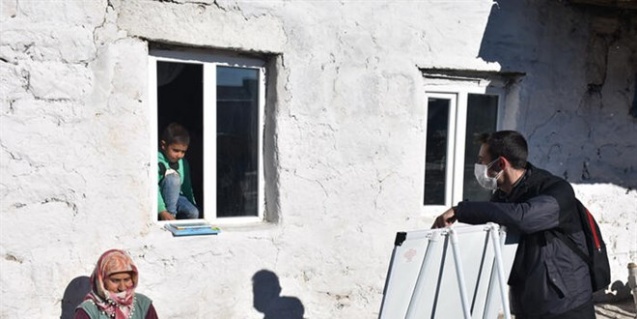 Eğitimde Fedakarlık Örneği: İhsan Öğretmen