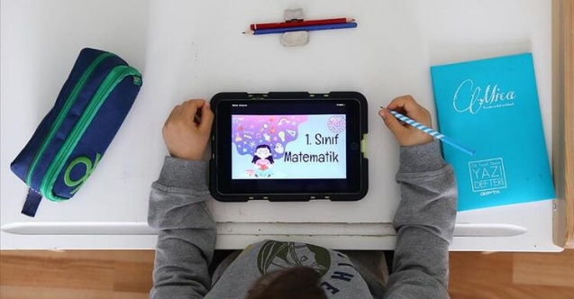 MEB'in Dağıttığı Tablet Sayısı 313 Bin 500'e Ulaştı