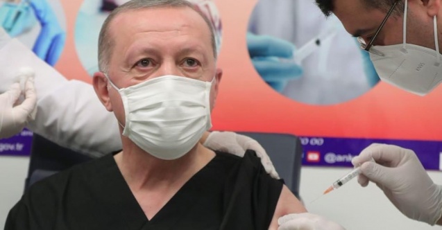 Cumhurbaşkanı Erdoğan Canlı Yayında Aşı Oldu