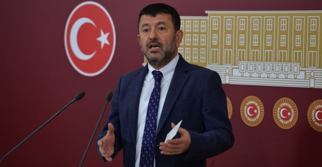 Veli Ağbaba: "Öğretmenlerimizin Özgürce Örgütlenmelerinden Yanayız"