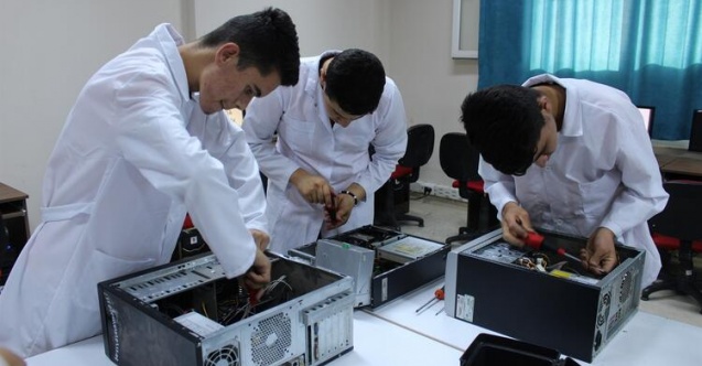 Uygulamalı Derslerde Yüz Yüze Eğitim Nasıl Yapılacak?