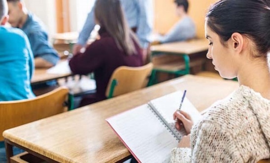 Lise Öğrencileri Yüz Yüze Sınavların İptalini İstiyor