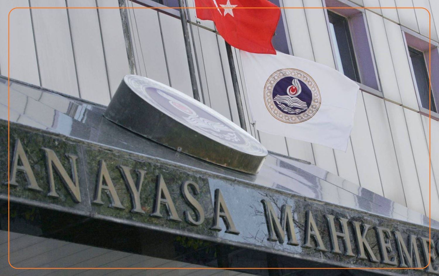 Anayasa Mahkemesi (AYM)Öğretmenlik Meslek Kanunu iptal talebi kararını henüz açıklamadı .Açıklama bekleniyor.