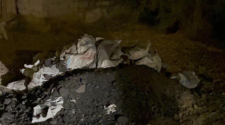 Okul Müdürü, okulun kömürünü evini boyaması karşılığında boyacıya verdi