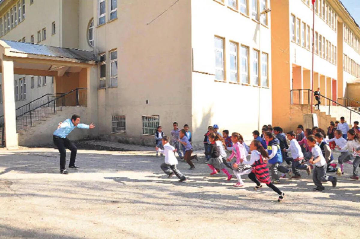 Uzman Öğretmenlik Sınavına Girecek Öğretmenlere "Sınava bunu oku da git"