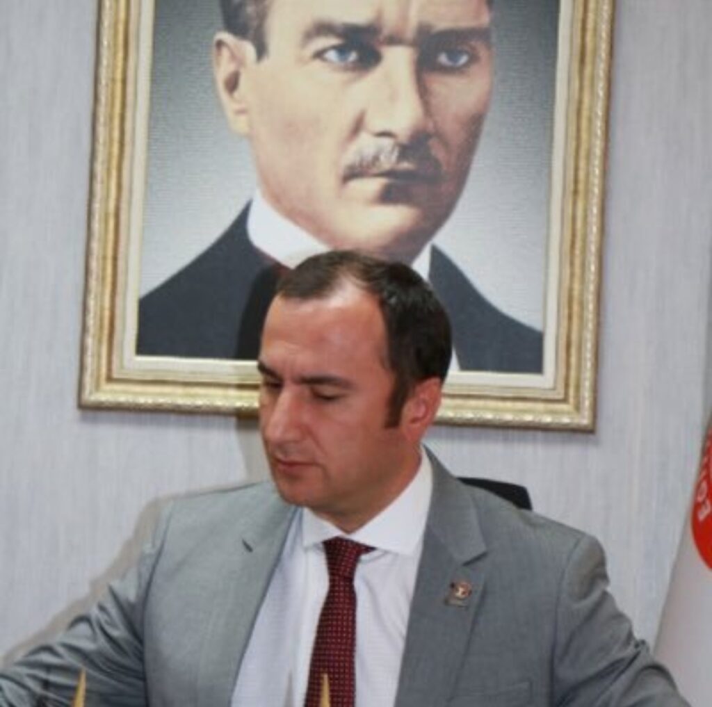 Öğretmen Sınav Soruların kolay olması sınavı meşrulaştırmaz!