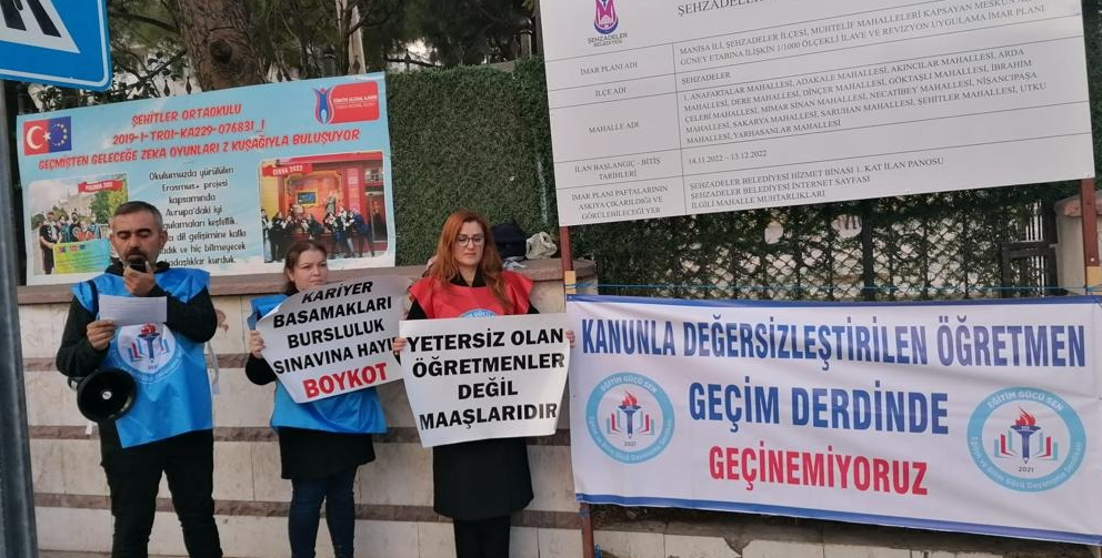 Eğitim Gücü Sen: Kariyer Basamakları Bursluluk Sınavını Boykot Ettik.