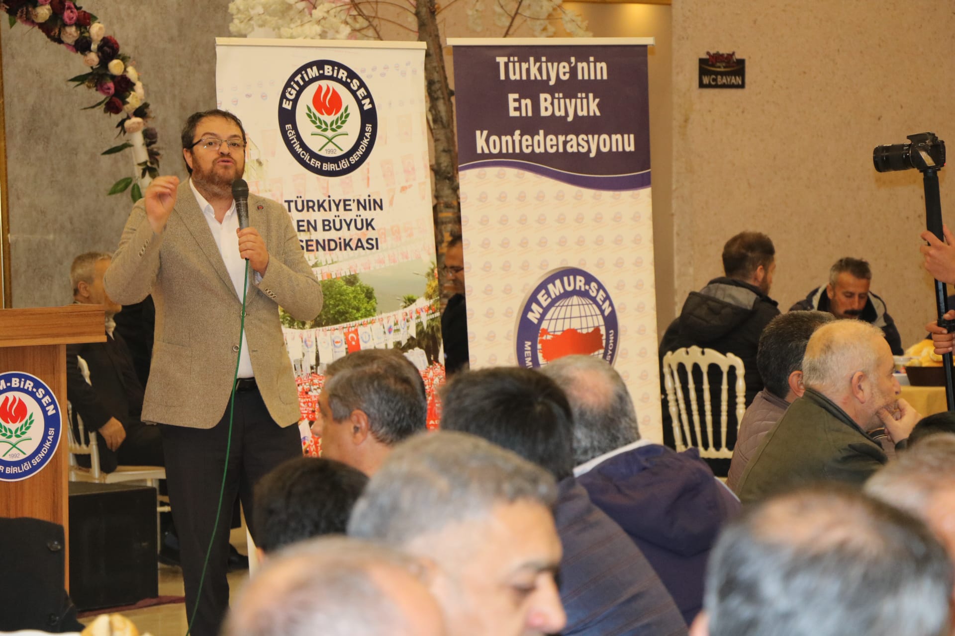 Eğitim Bir Sen Şube Başkanı'ndan 'sosyal medya kurtları' açıklaması