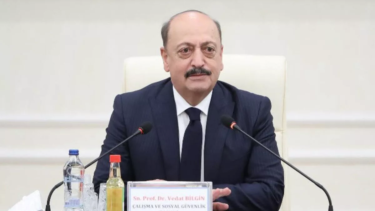 Bakan açıkladı: EYT ne zaman meclise gelecek? ; Sözleşmeliye kadroda kapsam genişliyor